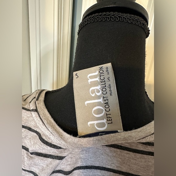 Dolan Anthropologie Ruffle Shoulder Striped Gray Women's Top - Picture 4 of 4